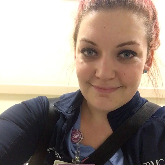 Meet your Posher, Sara aka @sbenaqui! - Picture 8 of 8